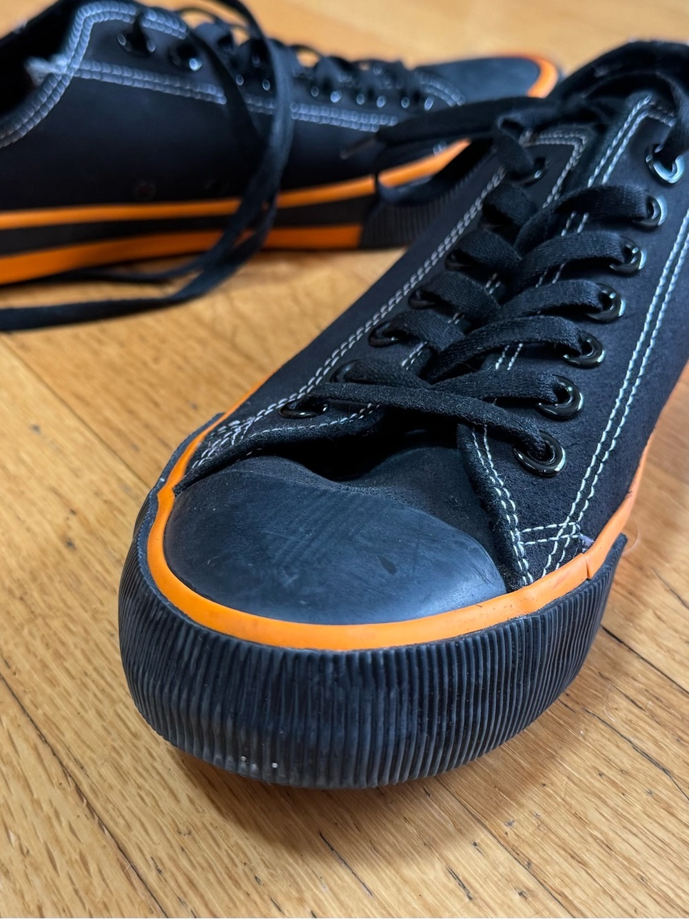 Harley-Davidson Canvas Sneakers Black & Orange – Men’s 9.5